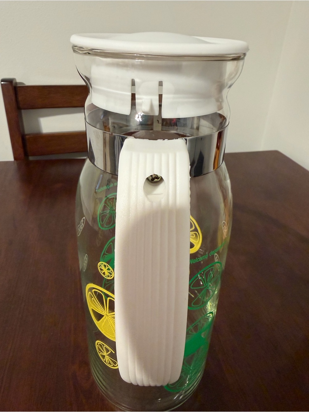 Vintage Pyrex Glass Lemon Lime Pitcher Carafe 1 Quart Welcome Degustation! 9.5" - Picture 6 of 7